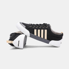 Flat comfortable casual shoes
